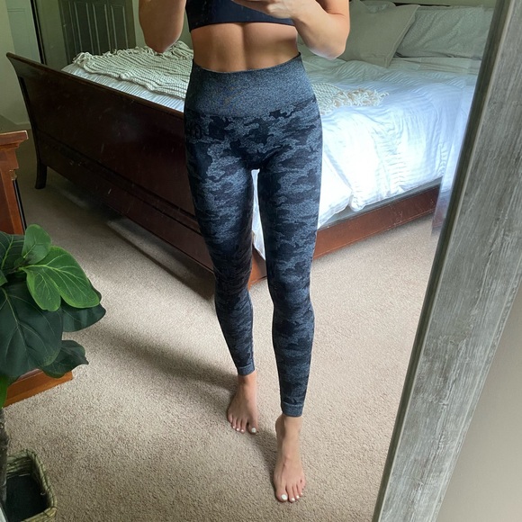 Gymshark Pants - Gymshark High-Waisted Tights